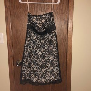 White House Black Market (Size 4) Lace Dress